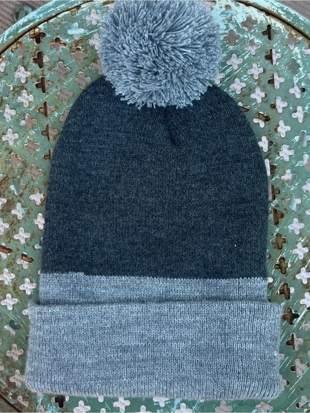 Carhartt Pom Pom Beanie Gray Knit Hat Winter Cuffed Logo Cap Unisex